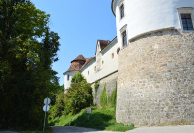 image02