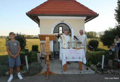 image02