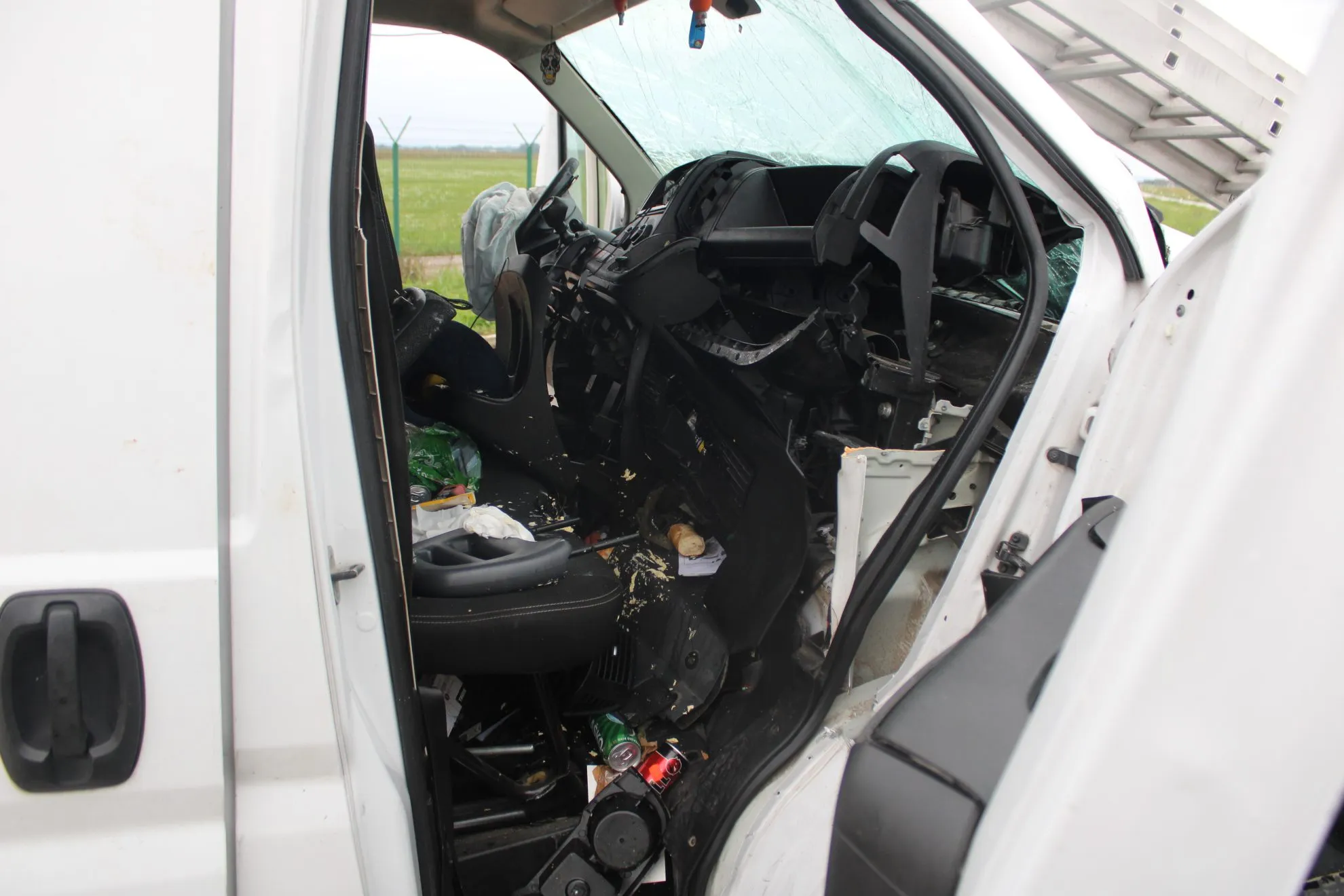 image02