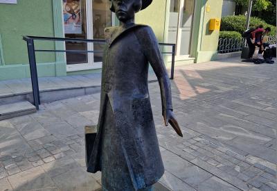 image02