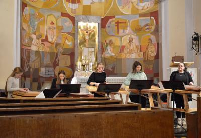 image02