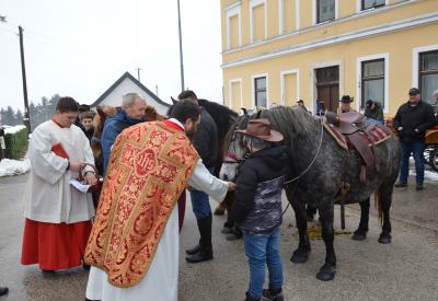image02