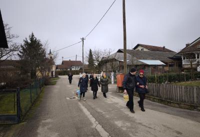 image02