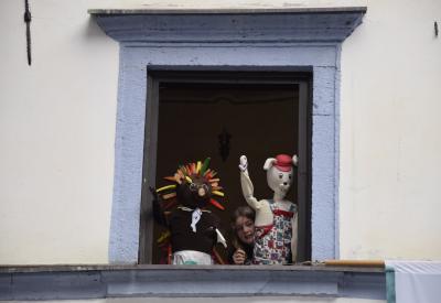 image02