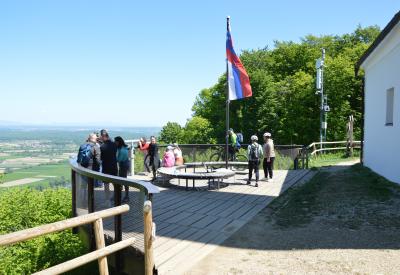 image02