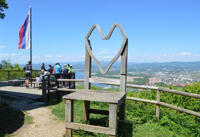 image02