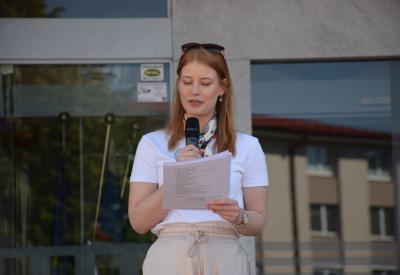 image02