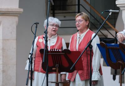 image02
