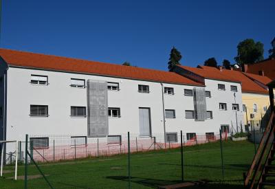 image02
