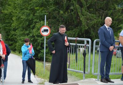 image02