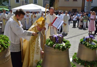 image02