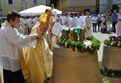 image02