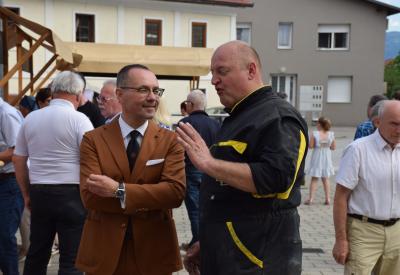 image02