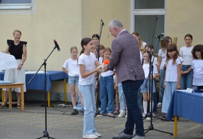 image02