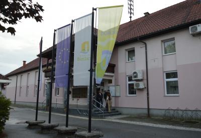 image02