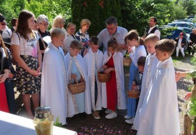 image02