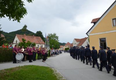 image02