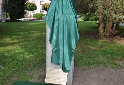 image02