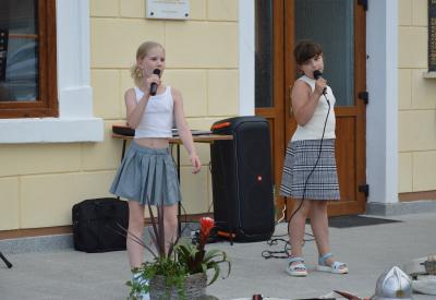 image02