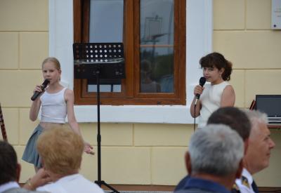 image02