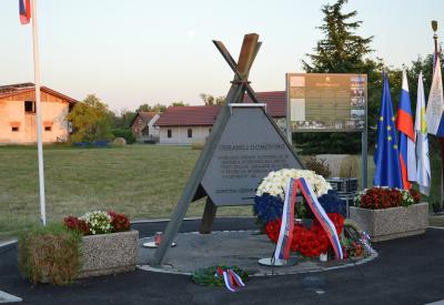image02