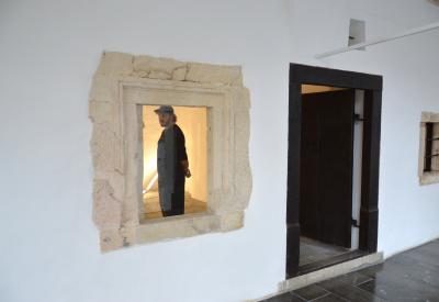 image02