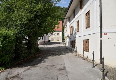 image02