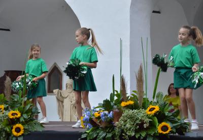 image02
