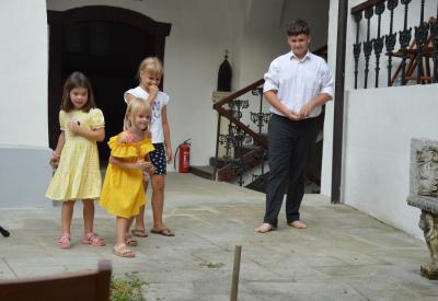 image02