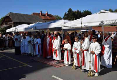 image02