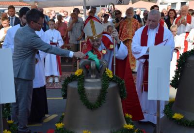 image02