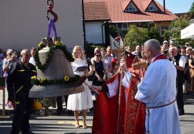 image02
