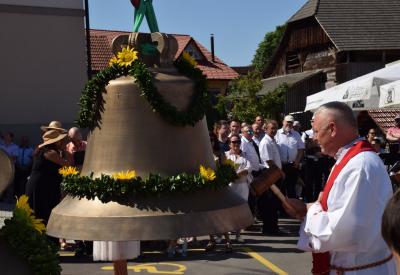 image02