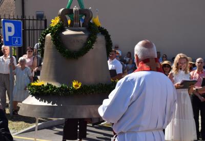 image02