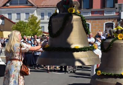 image02