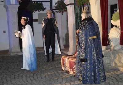 image02