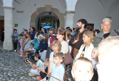 image02