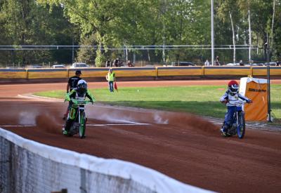 image02