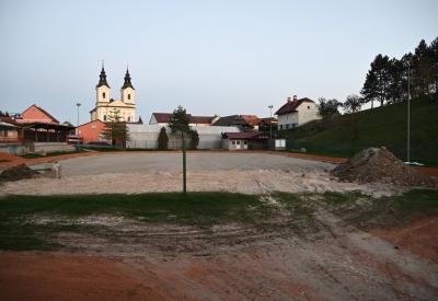 image02