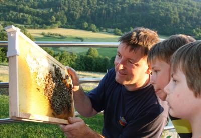 image02