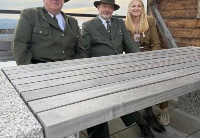 image02