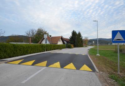 image02