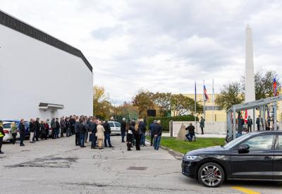 image02