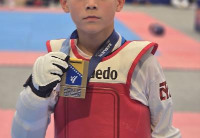 image02