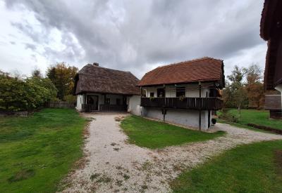 image02