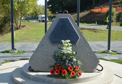 image02