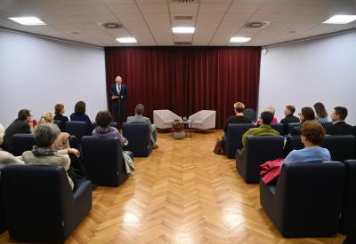 image02