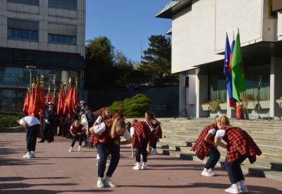 image02