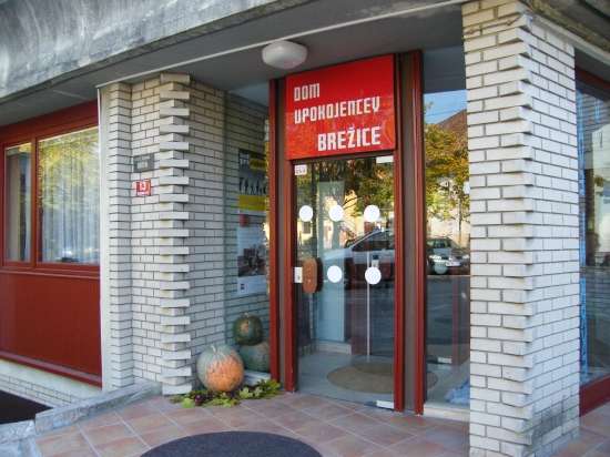 V zrcalu reke Save in Krke