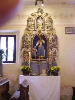 Elektrika v cerkvici Svetega Križa